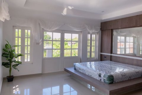 House in Pattaya, Thailand 6 bedrooms № 44709 - photo 12