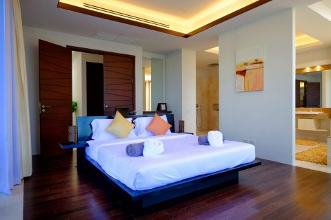 Villa on Naithon Beach, Thailand 4 bedrooms № 5450 - photo 16