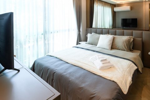 Condo in Bangkok, Thailand, 2 bedrooms  № 43986 - photo 3