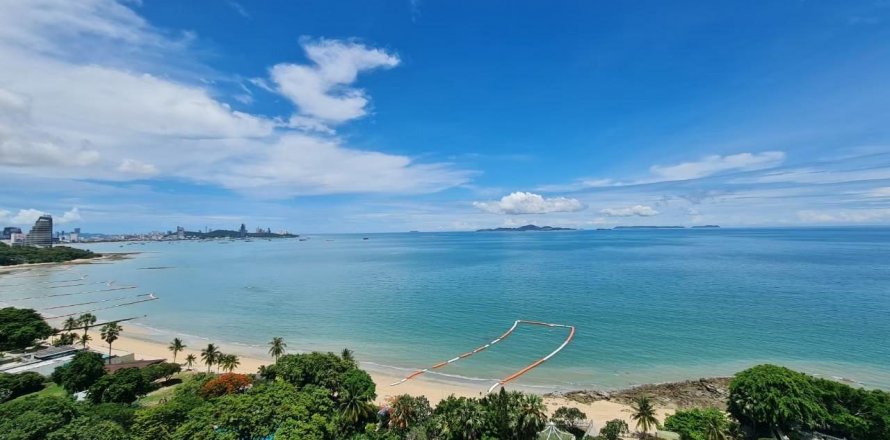 Condo in Pattaya, Thailand, 2 bedrooms in Wong Amat Tower  № 43839