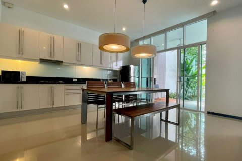 Townhouse in Bang Tao, Thailand 3 bedrooms № 44543 - photo 6