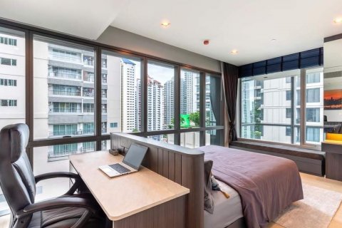 Condo in Bangkok, Thailand, 2 bedrooms  № 43982 - photo 16