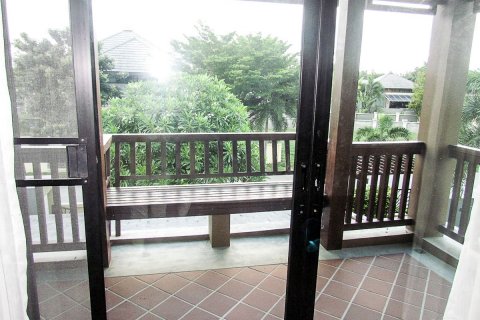 House in Pattaya, Thailand 4 bedrooms № 45457 - photo 17