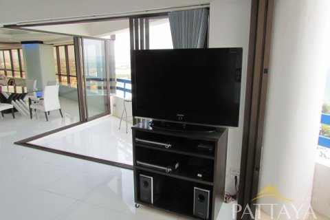 Condo on Jomtien Beach, Pattaya, Thailand, 2 bedrooms  № 45224 - photo 27