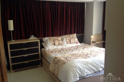 Condo in Pattaya, Thailand, 1 bedroom  № 45327 - photo 2