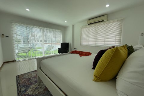 House on Jomtien Beach, Pattaya, Thailand 4 bedrooms № 23856 - photo 22