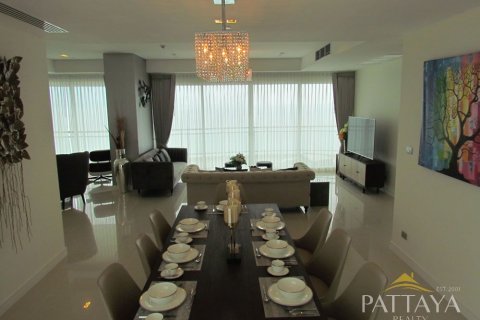 Condo on Jomtien Beach, Pattaya, Thailand, 3 bedrooms  № 45077 - photo 10