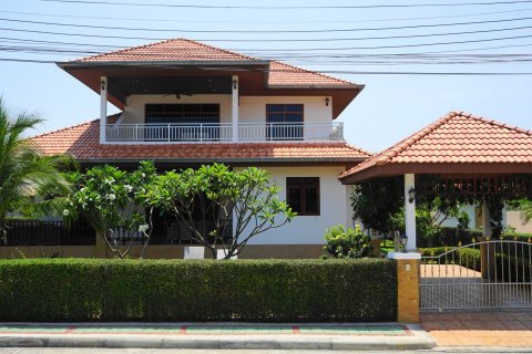 Villa in Hua Hin, Thailand 3 bedrooms № 46223 - photo 1