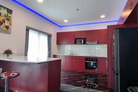 House in Bang Lamung, Thailand 4 bedrooms № 45880 - photo 7