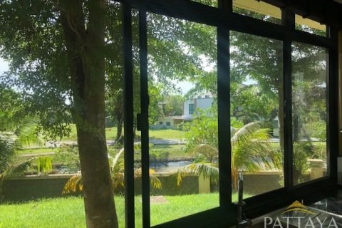 House in Pattaya, Thailand 4 bedrooms № 45471 - photo 13