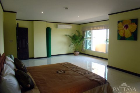 Condo in Pattaya, Thailand, 2 bedrooms  № 45252 - photo 11