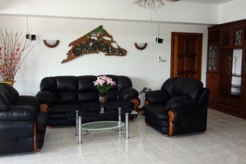 Condo on Jomtien Beach, Pattaya, Thailand, 2 bedrooms  № 45153 - photo 13