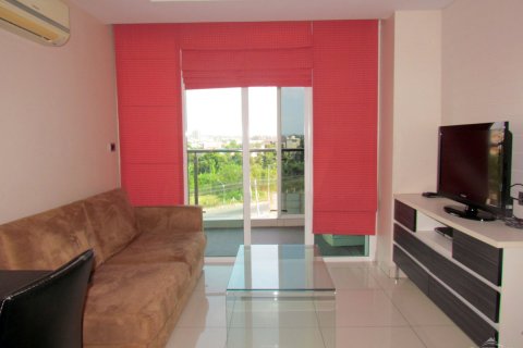 Condo in Pattaya, Thailand, 1 bedroom  № 45181 - photo 2