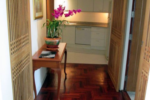 Condo in Pattaya, Thailand, 3 bedrooms  № 45417 - photo 1