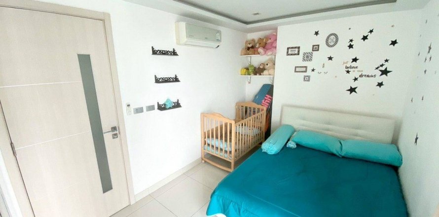 Condo in Pattaya, Thailand, 2 bedrooms  № 45375