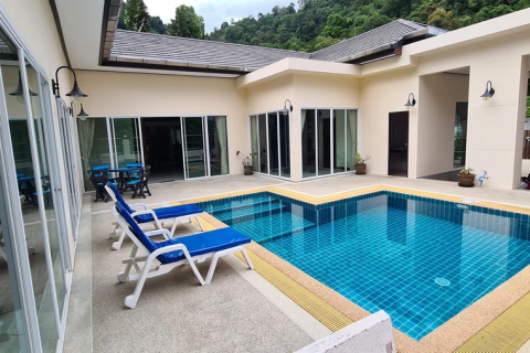 Villa in Patong, Thailand 6 bedrooms № 44876 - photo 3