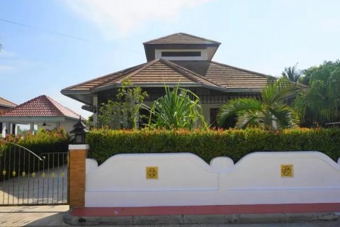 Villa in Hua Hin, Thailand 2 bedrooms № 46117 - photo 4