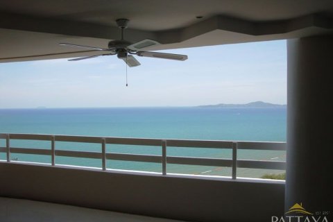 Condo on Jomtien Beach, Pattaya, Thailand, 3 bedrooms  № 45235 - photo 4