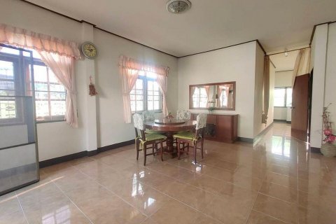 House in Bang Lamung, Thailand 2 bedrooms № 46200 - photo 2