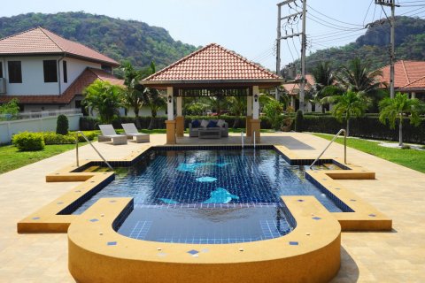 Villa in Hua Hin, Thailand 3 bedrooms № 46224 - photo 3