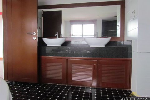 Condo in Pattaya, Thailand, 4 bedrooms  № 45245 - photo 25