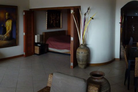 Condo in Pattaya, Thailand, 1 bedroom  № 45288 - photo 2