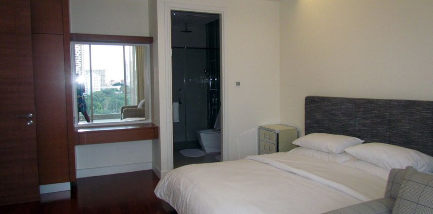 Condo in Pattaya, Thailand, 2 bedrooms  № 45321