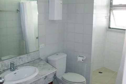 Condo in Pattaya, Thailand, 3 bedrooms  № 45417 - photo 22