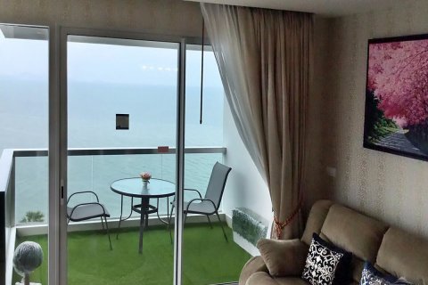 Condo in Pattaya, Thailand, 2 bedrooms  № 45035 - photo 3