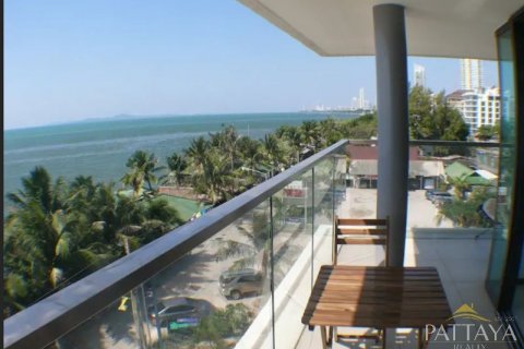 Condo in Pattaya, Thailand, 1 bedroom  № 45081 - photo 1