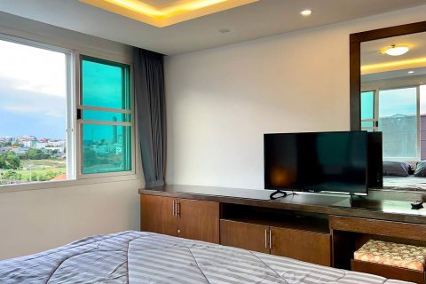 Condo in Pattaya, Thailand, 2 bedrooms  № 45016 - photo 17