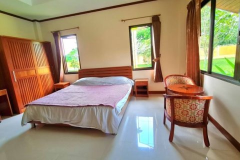 House in Sattahip, Thailand 6 bedrooms № 46111 - photo 7