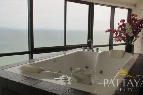 Condo on Jomtien Beach, Pattaya, Thailand, 2 bedrooms  № 45224 - photo 3