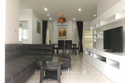 House in Pattaya, Thailand 3 bedrooms № 45541 - photo 13