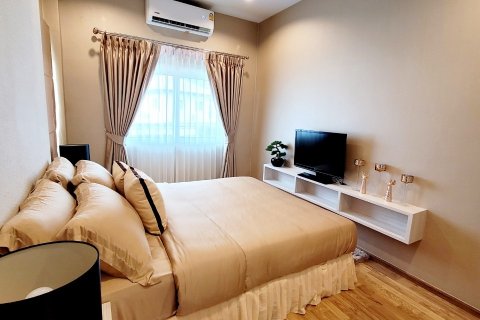 House in Pattaya, Thailand 3 bedrooms № 45490 - photo 3
