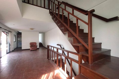 House in Bang Lamung, Thailand 4 bedrooms № 46197 - photo 10