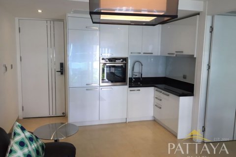 Condo in Pattaya, Thailand, 1 bedroom  № 45228 - photo 6