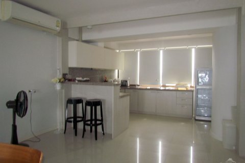 Condo in Pattaya, Thailand, 3 bedrooms  № 45337 - photo 18