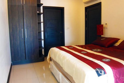Condo in Pattaya, Thailand, 2 bedrooms  № 45176 - photo 4