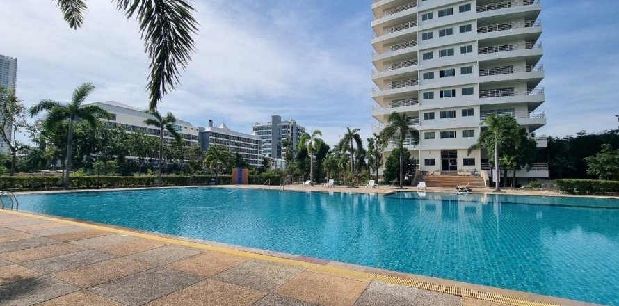Studio in the Condo in Pattaya, Thailand in View Talay 8  № 45922