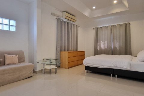 House in Bang Lamung, Thailand 4 bedrooms № 46307 - photo 10