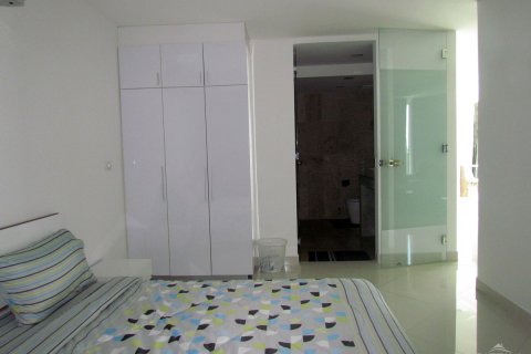 Condo in Pattaya, Thailand, 2 bedrooms  № 45315 - photo 12