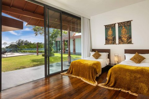 Villa in Kamala, Thailand 5 bedrooms № 46055 - photo 23