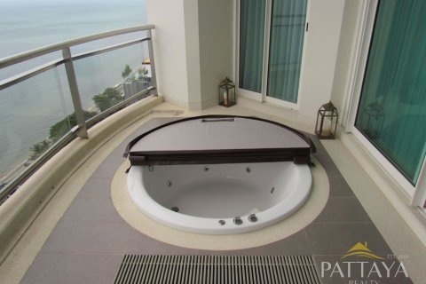 Condo on Jomtien Beach, Pattaya, Thailand, 3 bedrooms  № 45077 - photo 20