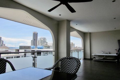 Condo in Pattaya, Thailand, 2 bedrooms  № 45158 - photo 7