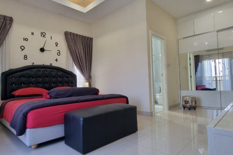 House in Sattahip, Thailand 5 bedrooms № 46183 - photo 16