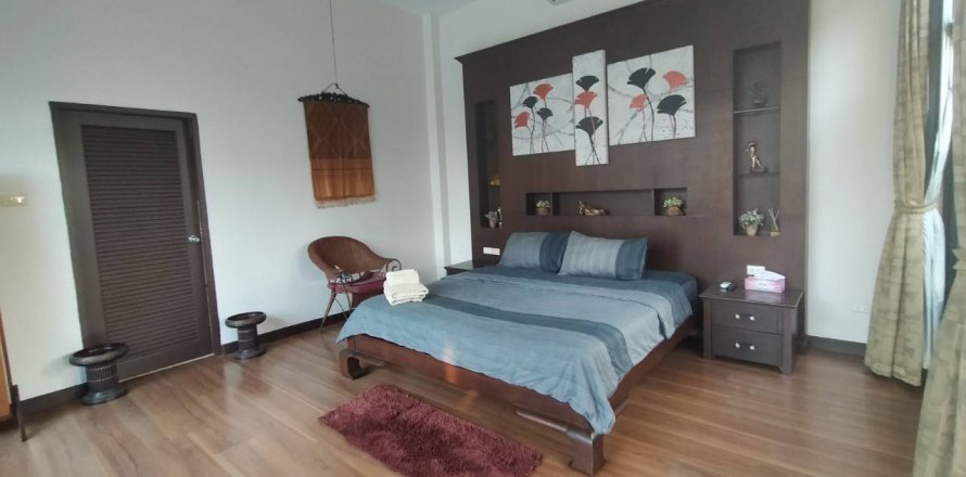 House in Pattaya, Thailand 3 bedrooms № 45557