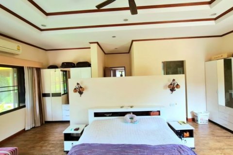 House in Sattahip, Thailand 6 bedrooms № 46111 - photo 6