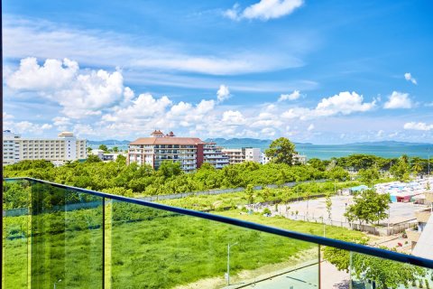 Condo on Jomtien Beach, Pattaya, Thailand, 2 bedrooms  № 45414 - photo 3