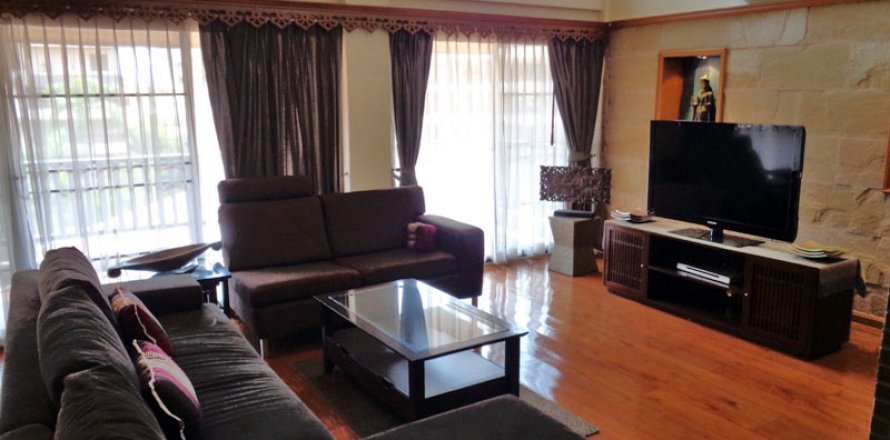 Condo in Pattaya, Thailand, 3 bedrooms in Chateau Dale Thabali  № 45562